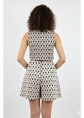 XL bedenDüğmeli V Yaka Kadın Yelek ve şortlu etek sıfır ürün Bej - Görsel 3