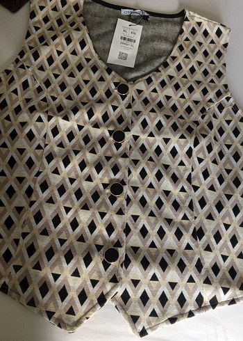 XL bedenDüğmeli V Yaka Kadın Yelek ve şortlu etek sıfır ürün Bej - Görsel 5