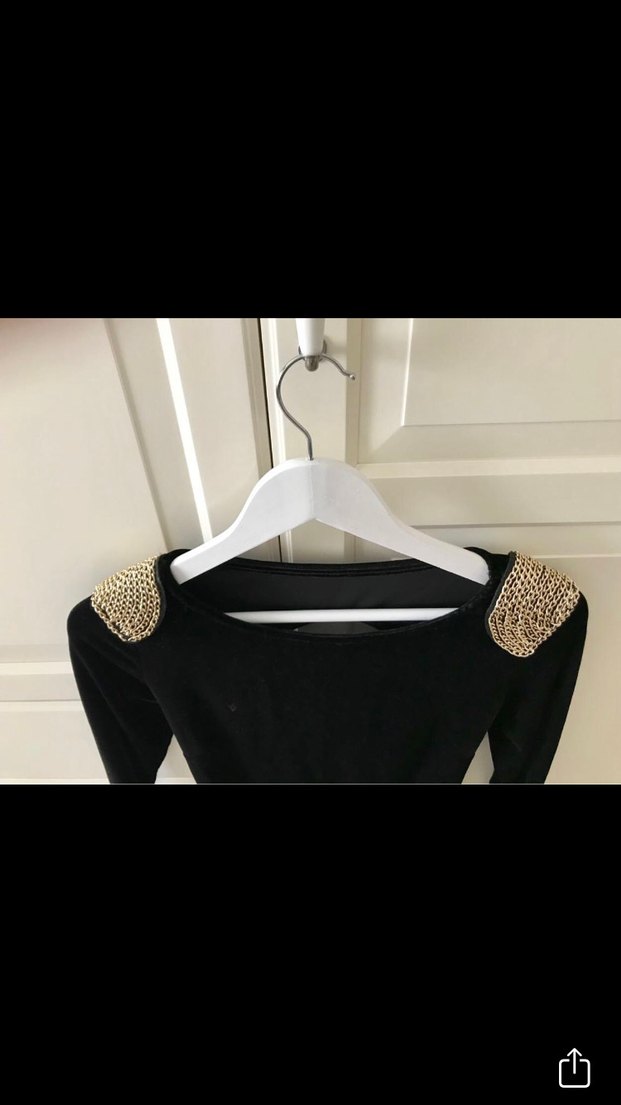 Kadife Siyah Omuz Dekolteli Elbise - Görsel 3