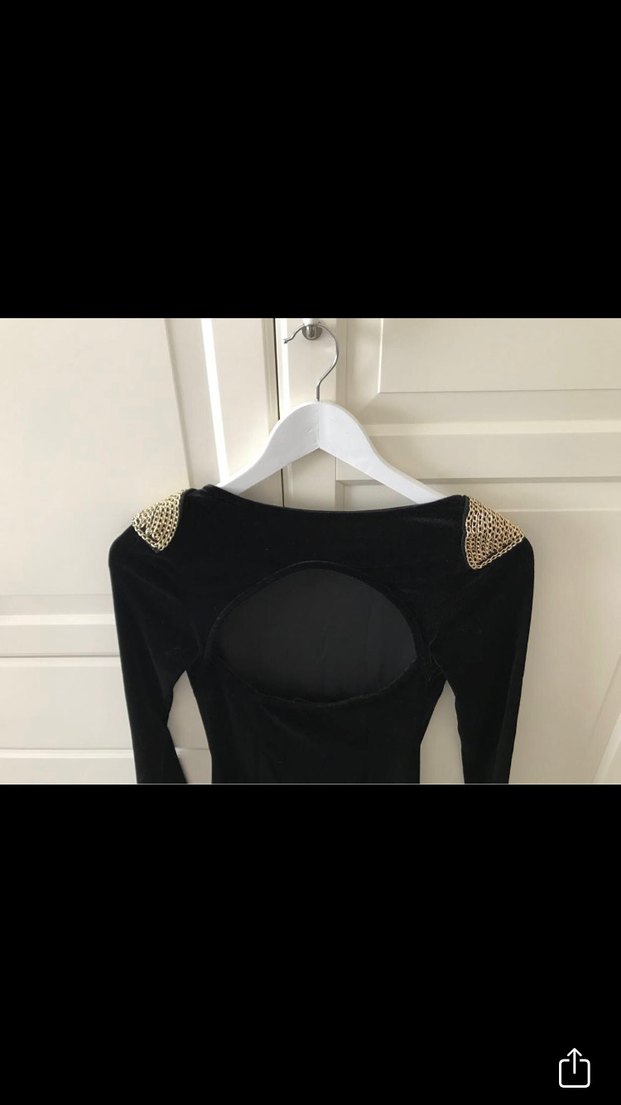 Kadife Siyah Omuz Dekolteli Elbise - Görsel 4