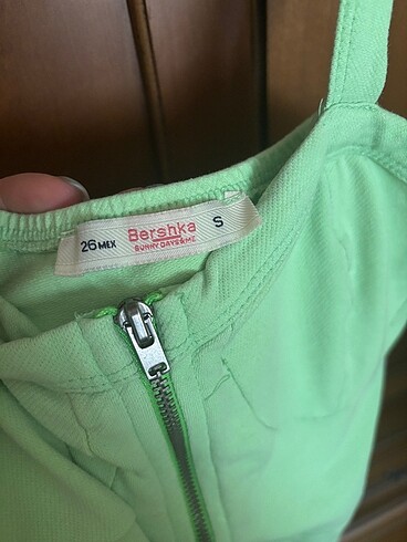 Bershka Elbise