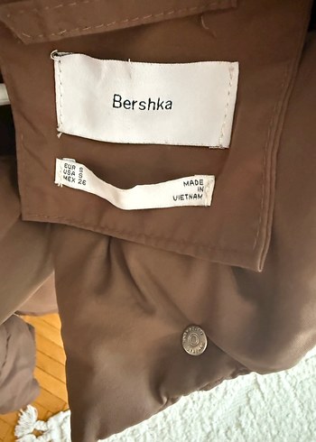 Bershka Düğmeli Kahverengi Kadın Kışlık Mont