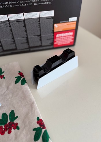 PS5 Slim Digital Edition 1 TB  Astro Bot - Görsel 2