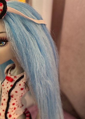Beden Monster high dead tired ghoulia