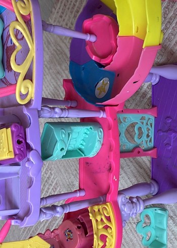 My little pony twilightin sarayi