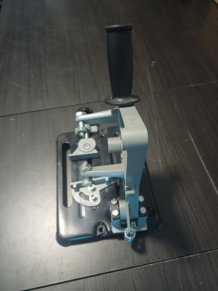 Gri Metal Kesme Spral Sabitleme Aparatı - Görsel 2