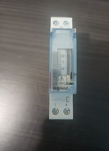 m Beden LEGRAND ZAMANLAYICI SİGORTA