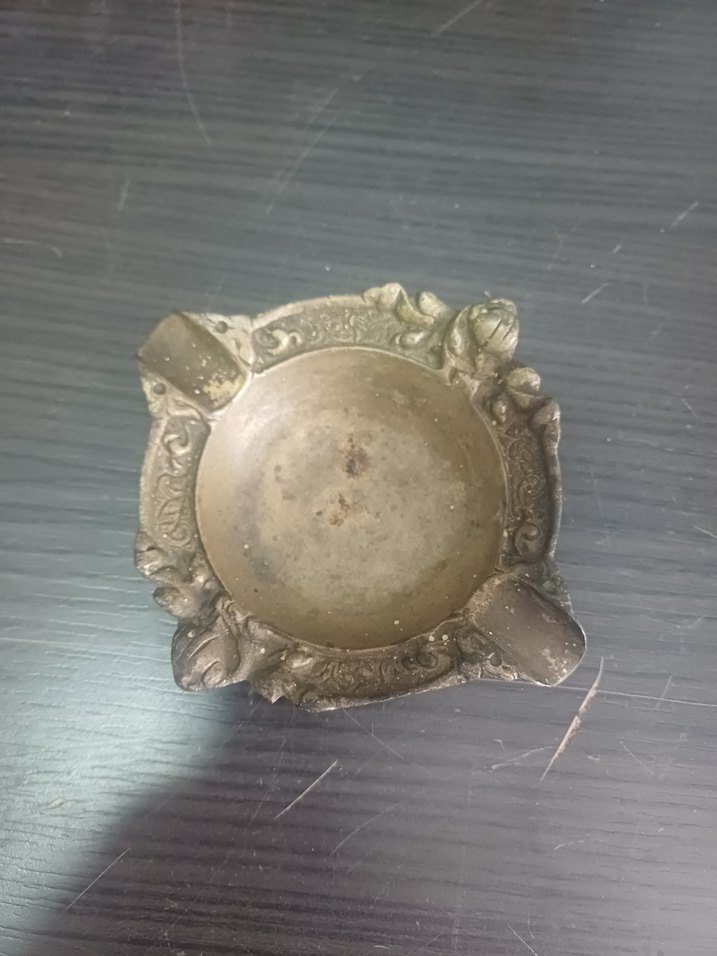 Pirinç malzeme Desenli Klasik Küllük Antika - Görsel 4