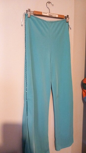 İkili abiye kiyafer tül ve boncuklarla süslü göbeği saklayan çok - Görsel 5