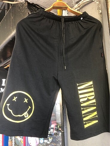 Pislick bayi Nirvana şort kapri
