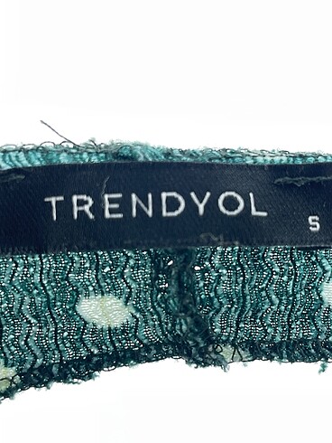s Beden yeşil Renk Trendyol & Milla Bluz %70 İndirimli.