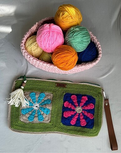 Cüzdan ve Clutch Çanta El Örgüsü Papatya Desenli