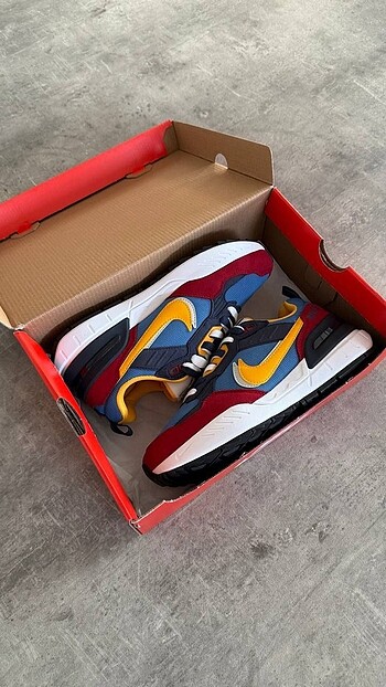 Diğer Nike özel seri
