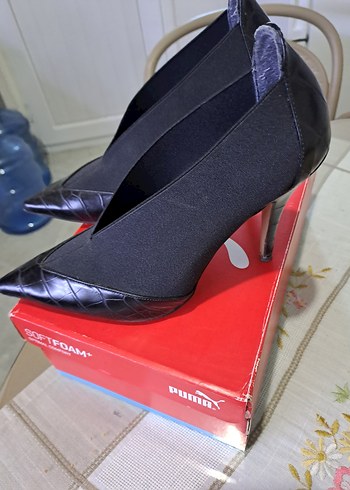 Siyah Pilili Stiletto Kadın Ayakkabı - Görsel 6