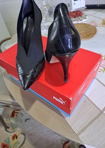 Siyah Pilili Stiletto Kadın Ayakkabı - Görsel 7