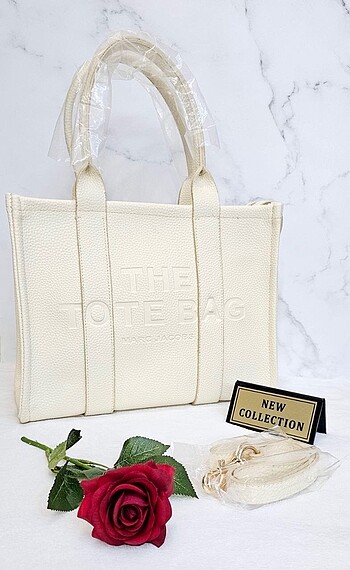 Marc Jacobs THE TOTE BAG