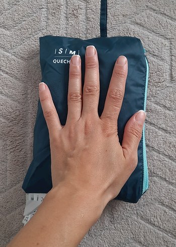 Mavi Kapüşonlu Yağmurluk - Görsel 7