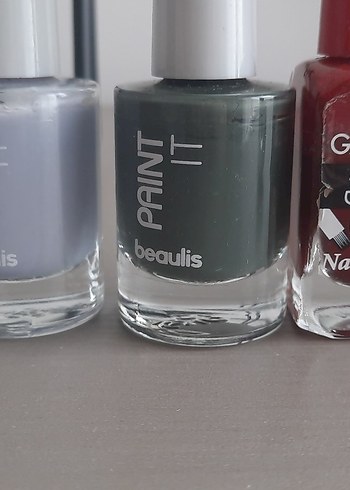 Gabrini 3D Kırmızı Oje ve Beaulıs Gri Oje Seti - Görsel 3