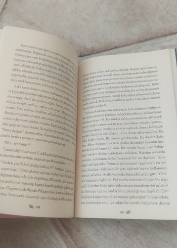  Beden Renk Kiraz Ağacı ile Aramızdaki Mesafe - Paola Peretti