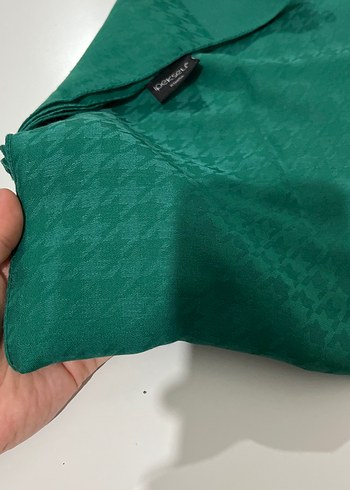 Yeşil İpek Dokulu Kadın Şal - Görsel 3