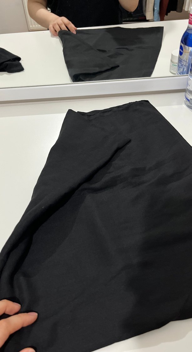 Kadın Siyah Elastik Kumaş şal - Görsel 2