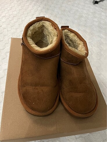 38 Beden Ugg muadili