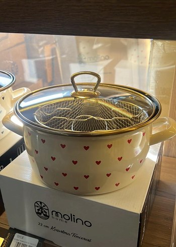 Beyaz Kalp Desenli Tencere 22 cm