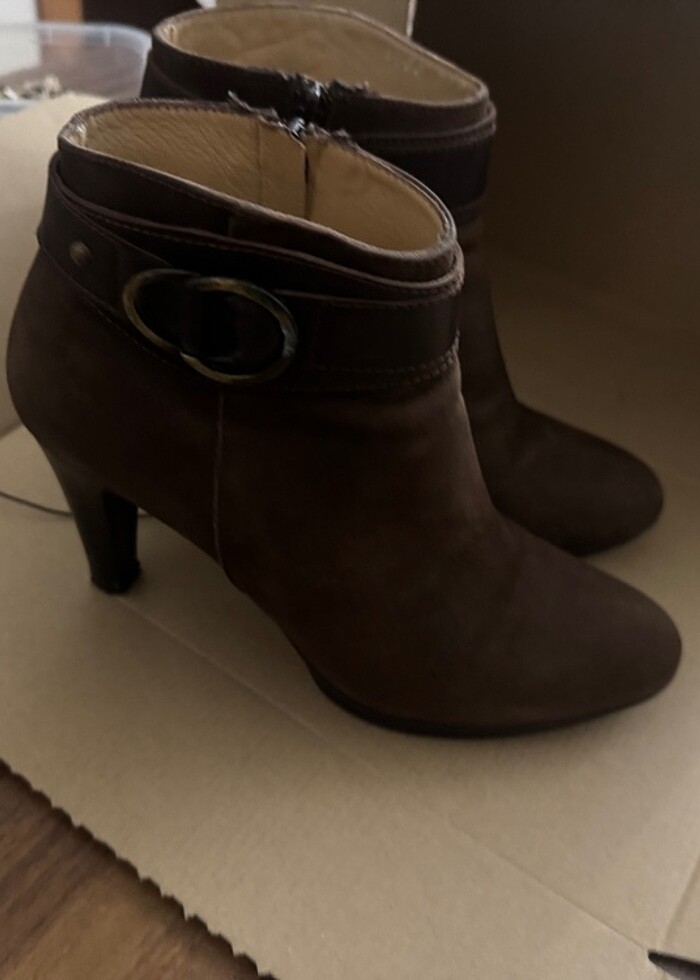 Derimod topuklu bot - Görsel 3