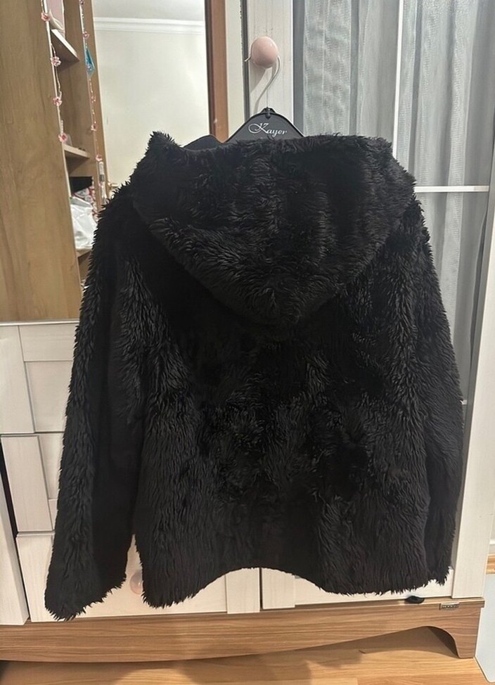 Siyah kürk - Görsel 2