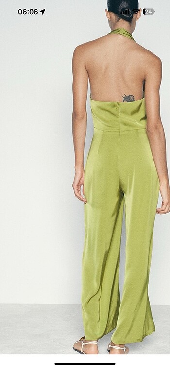 xs Beden yeşil Renk Zara saten halter yaka tulum