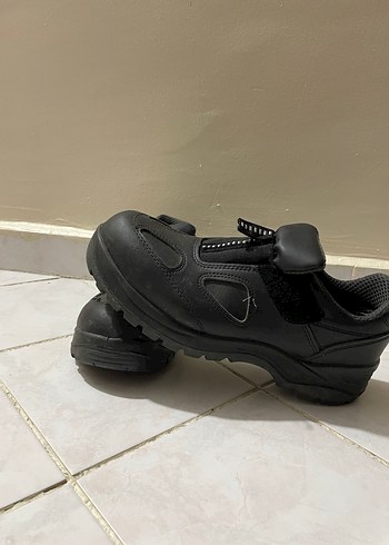 Siyah iş ayakkabısı - Görsel 3