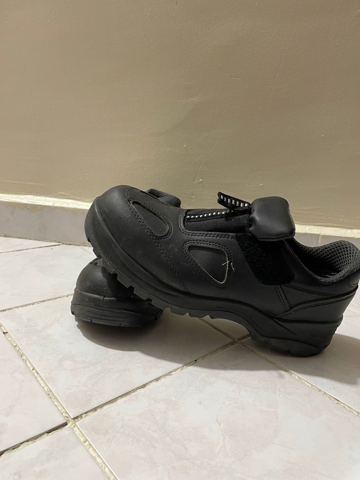 Siyah iş ayakkabısı - Görsel 3