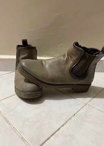 Gri Süet Kadın Bot - Tokalı, Topuklu - Görsel 3