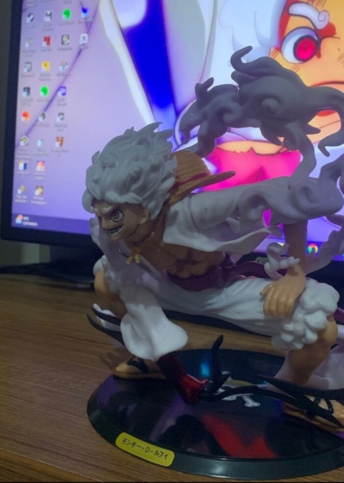 Luffy gear 5 orjinal figür - Görsel 2