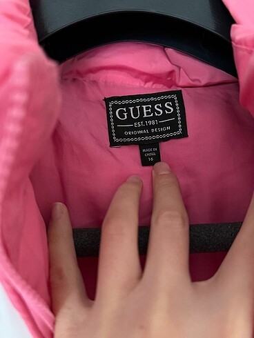 16-17 Yaş Beden Orijinal guess mont