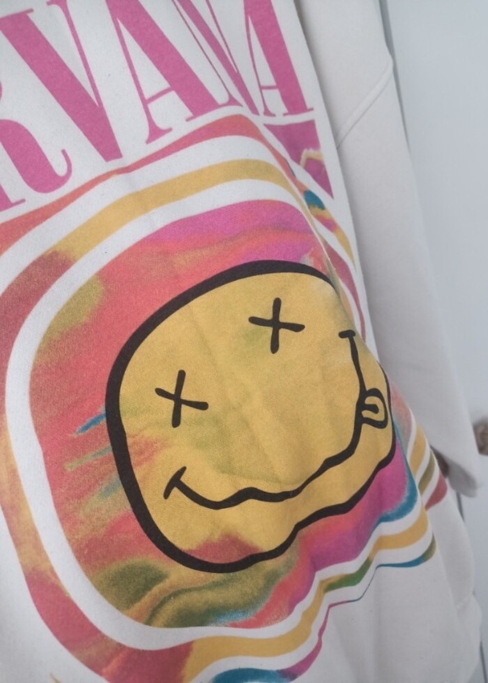 H&M sweatshirt  - Görsel 3