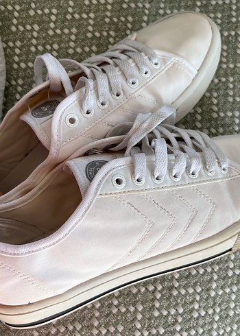 Kadın Beyaz Bağcıklı Sneaker Spor Ayakkabı - Görsel 4