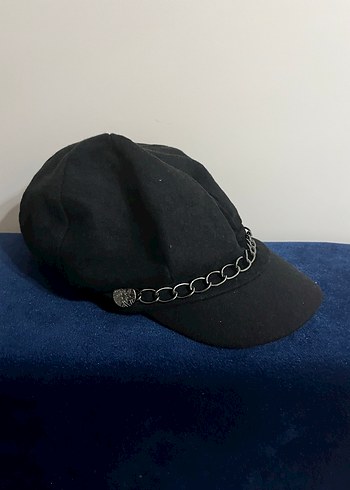 Zincir Detaylı Siyah Süet Kadın Şapka - Görsel 2