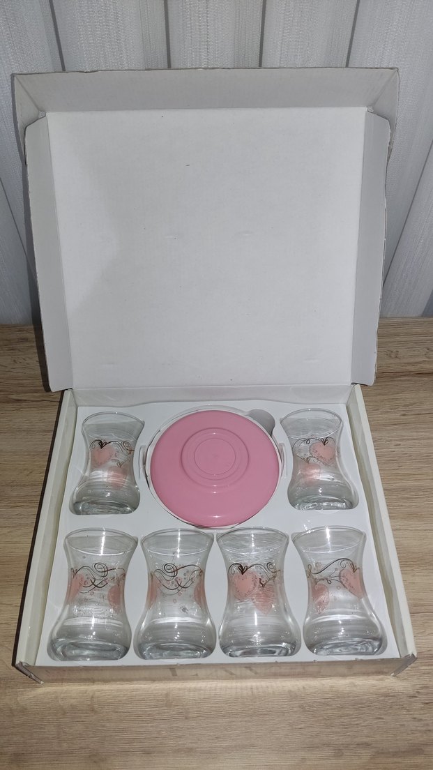 Pembe Kalp Desenli Çay Bardağı ve Tabak Seti - Görsel 3