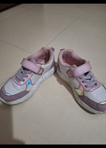 31 Beden pembe Renk Kız Çocuk Işıklı Pembe Spor Ayakkabı
