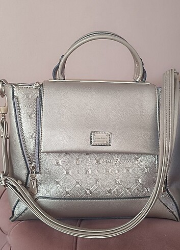 Silver Polo Polo canta 