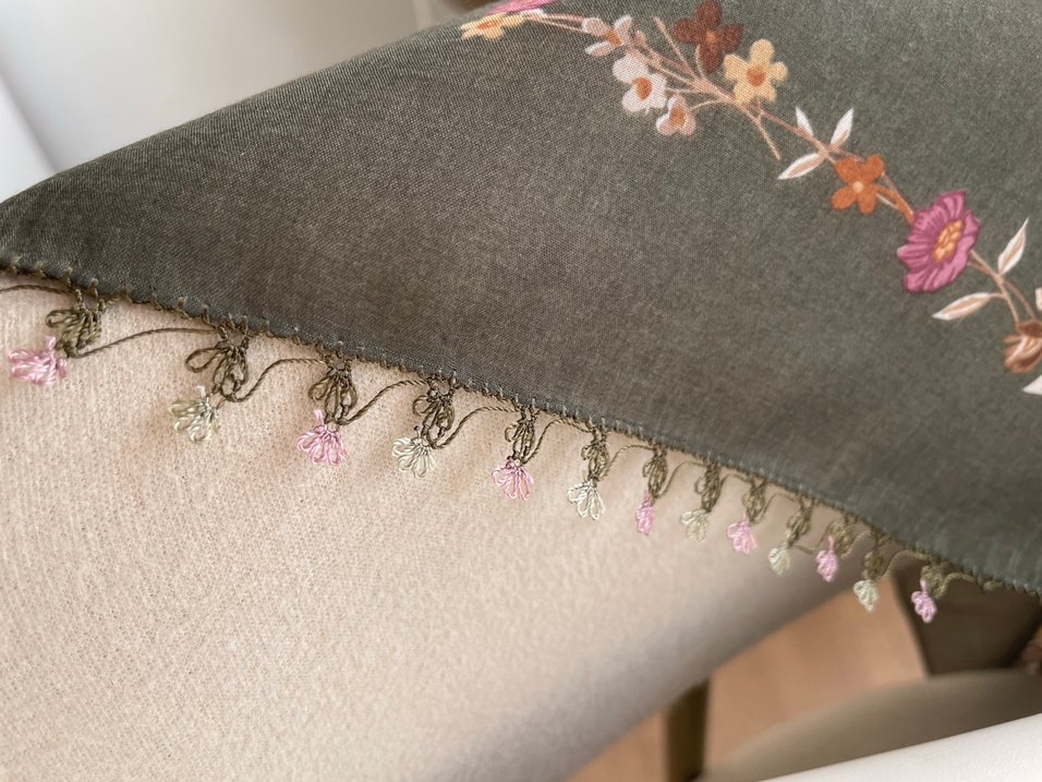 Hakı yeşili iğne oyası - Görsel 3