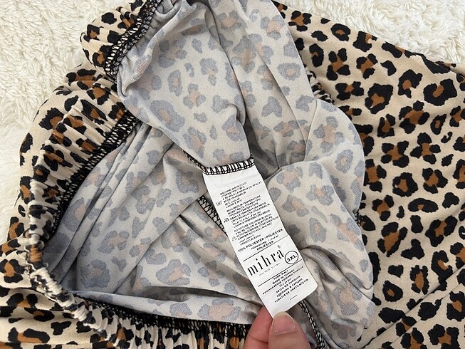 48 Beden Leopar desen pijama takımı