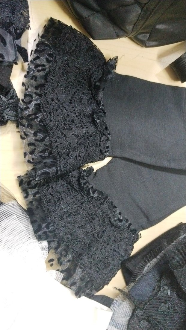 siyah kolluk - Görsel 2