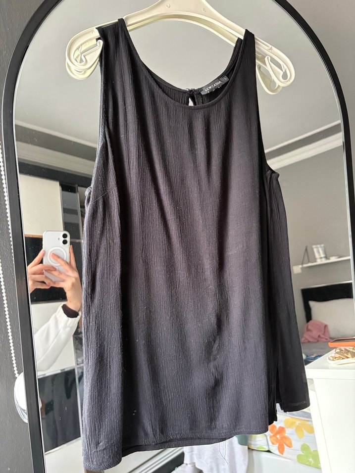 Siyah V Yakalı Keten Salaş Kadın Atlet - Görsel 2