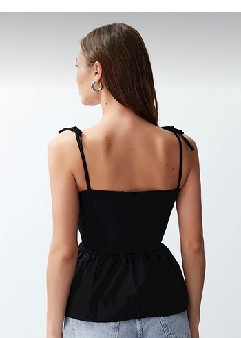 siyah pamuklu poplin detaylı fitted askılı bluz - Görsel 2