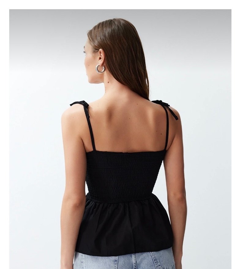 siyah pamuklu poplin detaylı fitted askılı bluz - Görsel 2