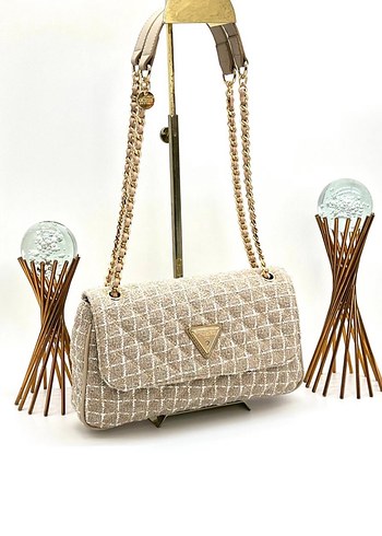 Guess Zincir Charmlı Çanta - Görsel 5