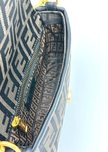 Fendi Baguette Çanta - Görsel 11