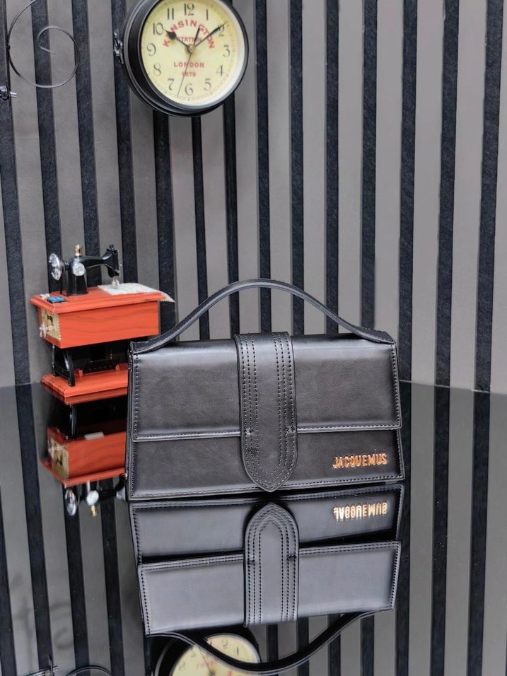 Jacquemus Deri Kadın Çanta - Görsel 4